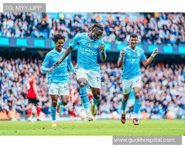 曼城迎战卢顿全力争胜期待精彩对决与球迷共庆盛宴